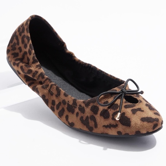 Cato Shoes - Cato’s Keyhole Scrunch Flats  .